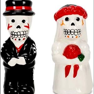 Day of the Dead Wedding Couple Ceramic Salt & Pepper Shaker Set 4.25” NWT